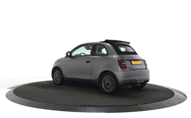 Fiat 500 La Prima 42 kWh Apple carplay / Navigatiesysteem / Elektrisch bedienbare cabriokap