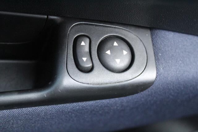 Fiat 500 1.0 Hybrid Urban Panorama dak / Airco / Cruise control / NAndroidAutoavigatie / AppleCarPlay/