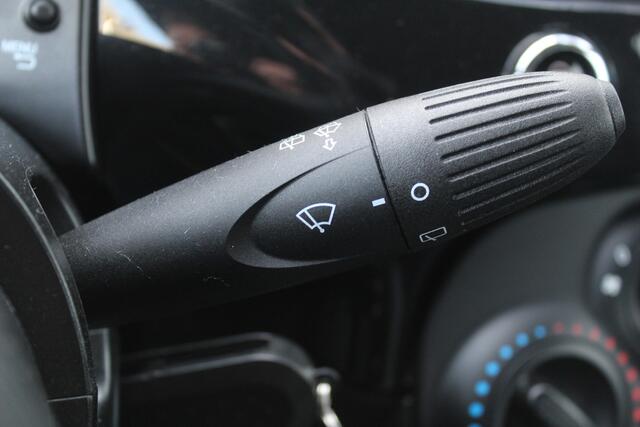 Fiat 500 1.0 Hybrid Urban Panorama dak / Airco / Cruise control / NAndroidAutoavigatie / AppleCarPlay/