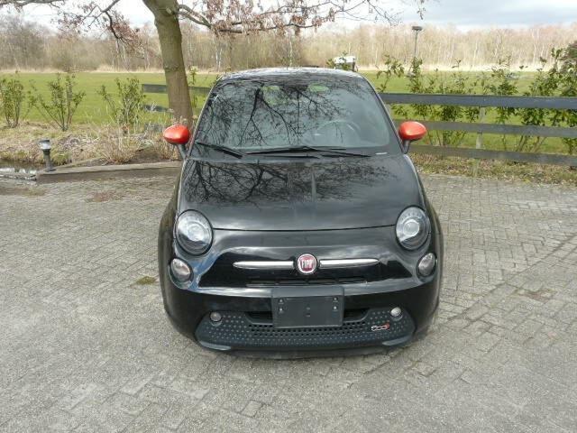 Fiat 500 E- Esport -Schuifdak-24KW- Rijklaar