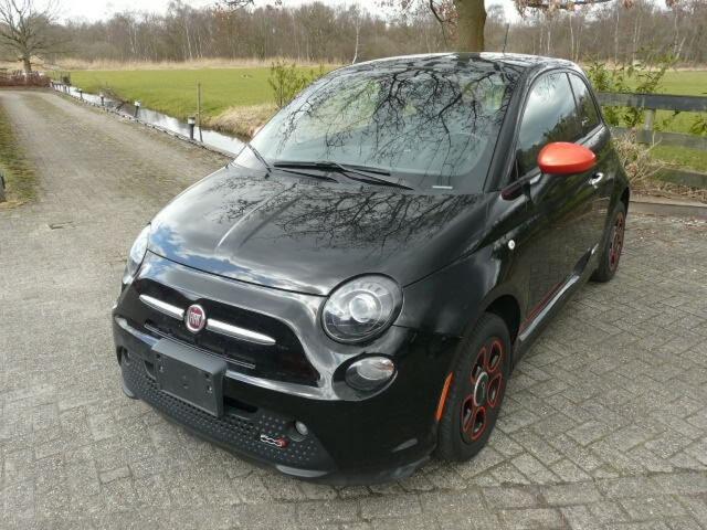 Fiat 500 E- Esport -Schuifdak-24KW- Rijklaar