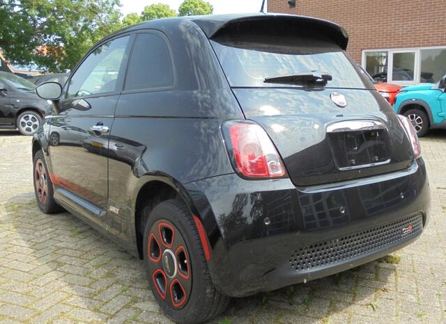 Fiat 500 E- Esport -Schuifdak-24KW- Rijklaar