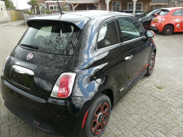 Fiat 500 E- Esport -Schuifdak-24KW- Rijklaar