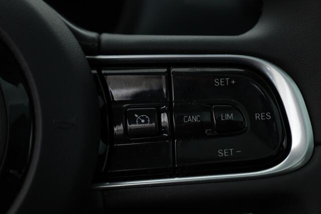 Fiat 500 42 kWh | Pano | Keyless | Navi | CarPlay | Clima