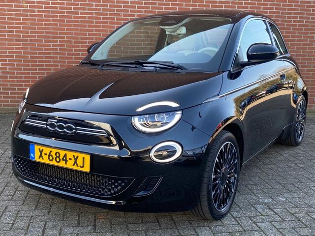 Fiat 500 LA PRIMA 42 KWH NAV STOELVW PDC CARPLAY JBL LMV