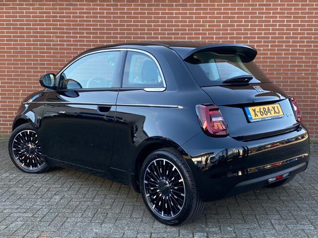 Fiat 500 LA PRIMA 42 KWH NAV STOELVW PDC CARPLAY JBL LMV