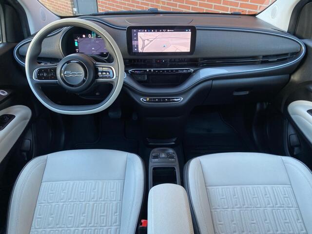 Fiat 500 LA PRIMA 42 KWH NAV STOELVW PDC CARPLAY JBL LMV