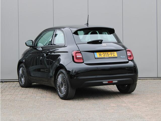 Fiat 500 RED 24 kWh | Apple Carplay / Airco / Cruise