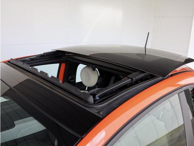 Fiat 500 1.0 Hybrid Dolcevita | Schuif/kanteldak | Navigatie | Cruise Control