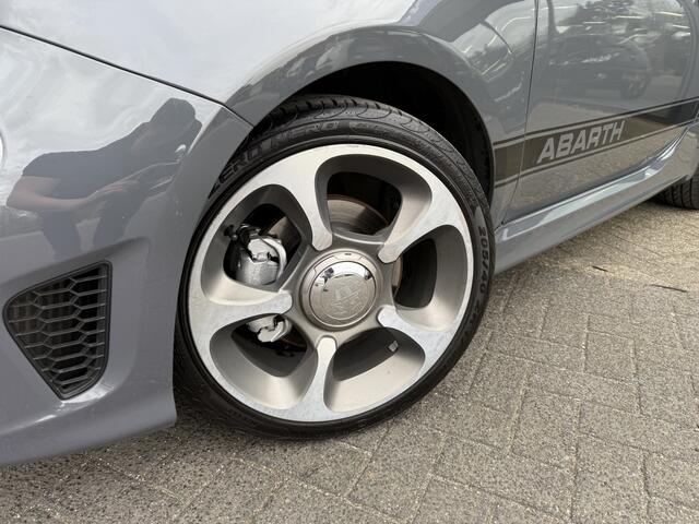 Fiat 500 1.4 T-Jet Abarth 595