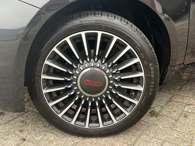 Fiat 500 TwinAir Turbo 80 PK Lounge | Automaat | Navi | 16"