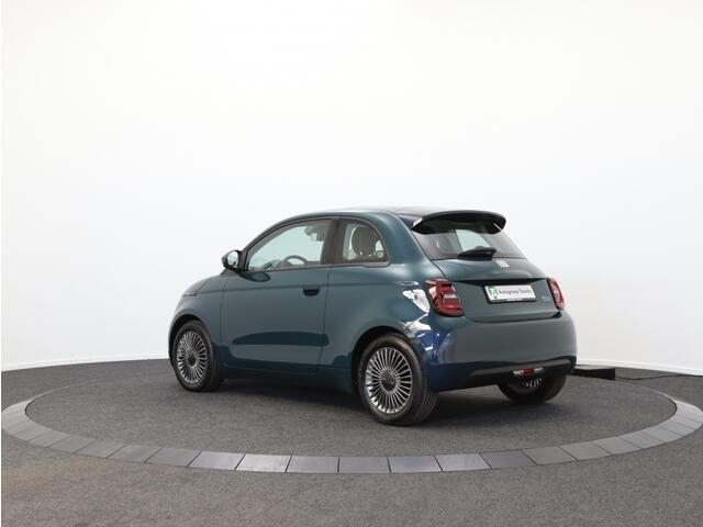 Fiat 500 Icon 42 kWh | Panoramadak | Navigatie | Cruise Control