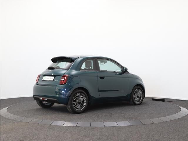Fiat 500 Icon 42 kWh | Panoramadak | Navigatie | Cruise Control