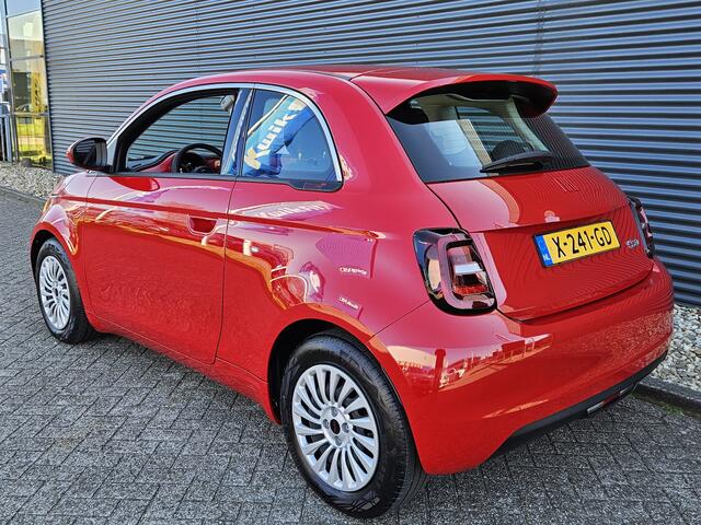 Fiat 500 RED 24 kWh | Navigatie | Bluetooth | Android Auto |