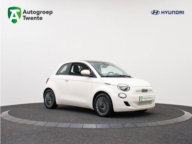 Fiat 500 Icon 42 kWh | Panoramadak | Navigatie