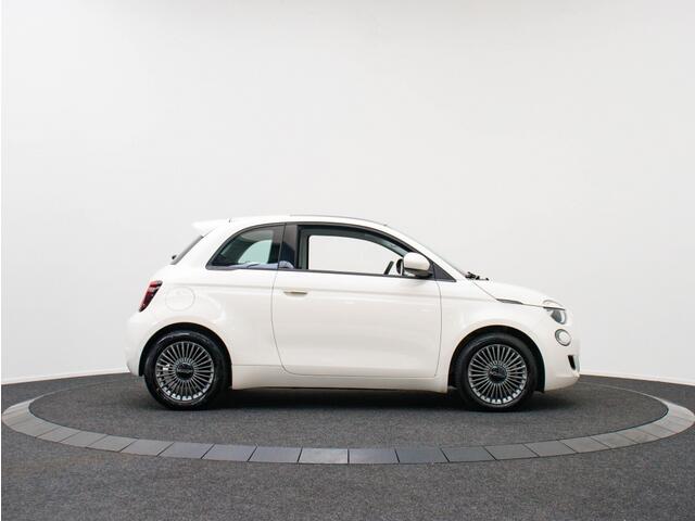 Fiat 500 Icon 42 kWh | Panoramadak | Navigatie