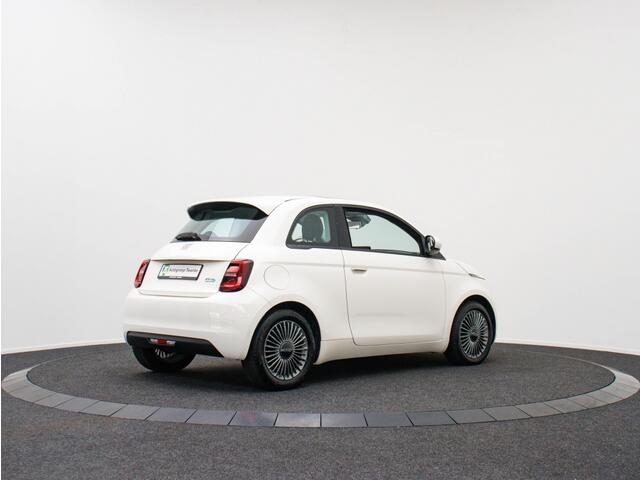 Fiat 500 Icon 42 kWh | Panoramadak | Navigatie