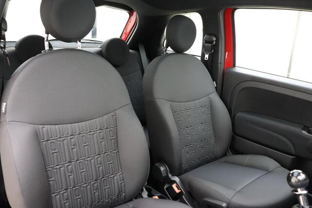 Fiat 500 1.0 Hybrid Dolcevita Finale Apple Carplay/Android Auto | Panoramadak | Airco | Lichtmetalen velgen | Parkeersensoren achter | Cruise control