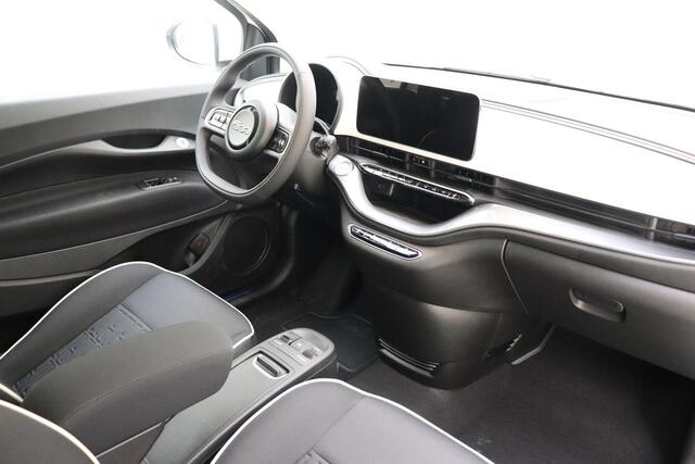 Fiat 500 42 kWh Urban | Apple Carplay/Android auto | Stoelverwarming | Camera | Lichtmetalen velgen | Keyless