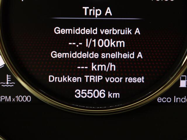 Fiat 500 0.9 80PK Turbo Collezione | Schuif/kantel dak | Parkeerhulp | Navigatie | Climate control | FP