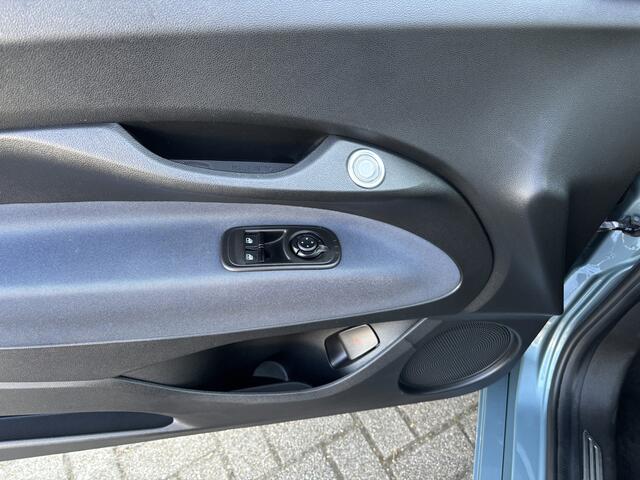 Fiat 500 3+1 Icon 42 kWh Navi+BT+DAB+Clima+Camera+PDCCarplay/Androidauto 16"LMV