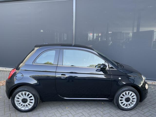 Fiat 500 1.2 Lounge Cruise control - Licht metalen velgen - Navigatie - Panoramadak - Parkeersensoren achter - regensensor - mistlampen - lederen stuurwiel