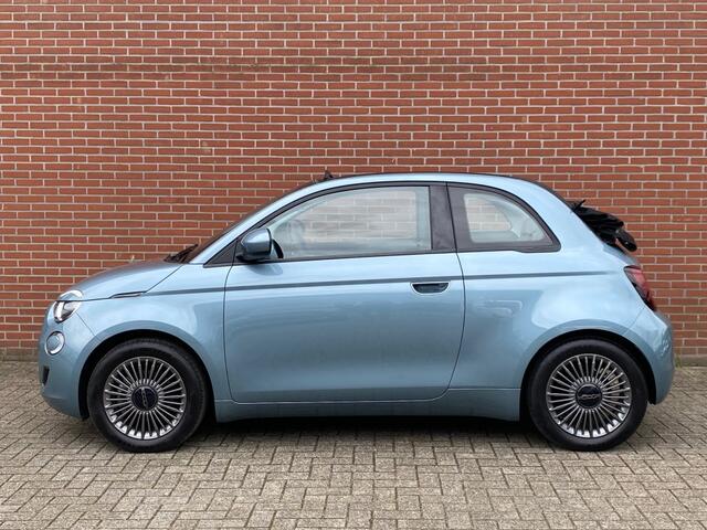 Fiat 500 ICON 42 KWH CABRIO NAV CRUISE CARPLAY PDC LMV