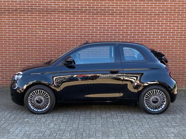 Fiat 500 ICON 42 KWH CABRIO NAV CRUISE CARPLAY PDC LMV