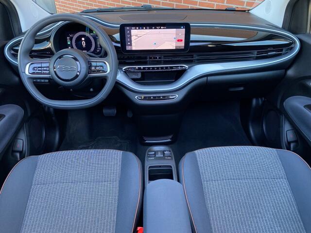 Fiat 500 ICON 42 KWH CABRIO NAV CRUISE CARPLAY PDC LMV