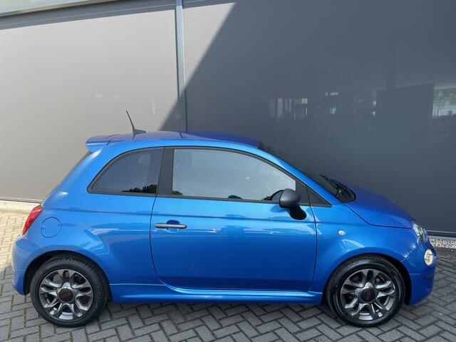 Fiat 500 0.9 TwinAir Turbo Sport Automaat - Mistlampen - Parkeersensoren achter - Licht metalen velgen - Cruise control - Navigatie - Multifunctioneel stuurwiel - extra getint glas achter