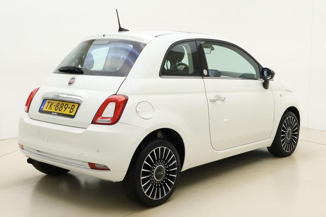 Fiat 500 0.9 TwinAir Turbo Lounge | Navigatie | Climate control | Parkeersensoren | Glazen dak | Half leder | Lichtmetalen velgen | DAB Radio