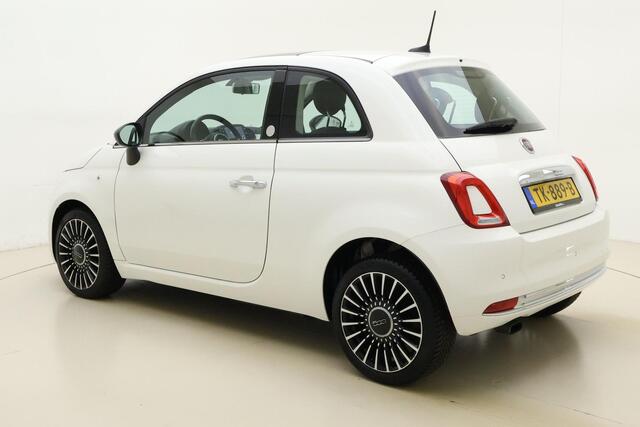 Fiat 500 0.9 TwinAir Turbo Lounge | Navigatie | Climate control | Parkeersensoren | Glazen dak | Half leder | Lichtmetalen velgen | DAB Radio