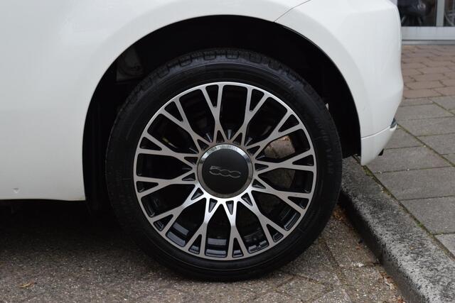 Fiat 500 0.9 TwinAir Turbo Star|Sportoel|PDC|16'|Nav|Pano