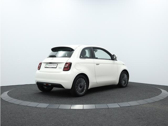 Fiat 500 Icon 42 kWh | Panoramadak | Private lease 319pm