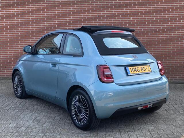 Fiat 500 ICON 42 KWH CABRIO NAV CRUISE CARPLAY PDC LMV