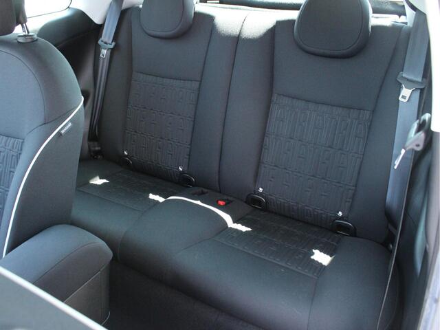 Fiat 500 42 kWh inclusief batterijtest Cruise en Climate Control, Parkeersensoren Voor en Achter, Carplay/Android Auto
