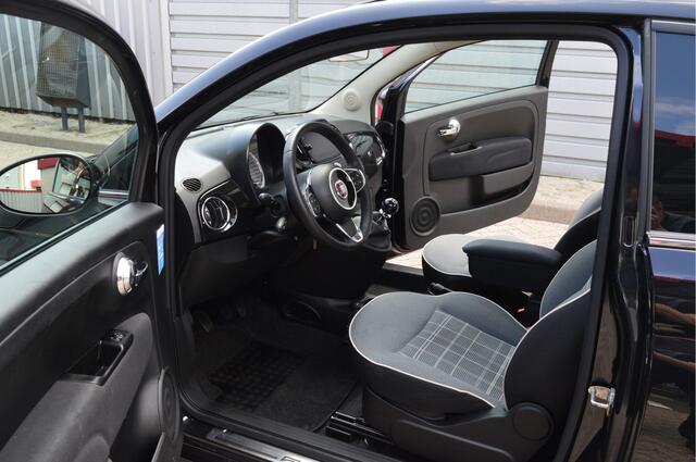 Fiat 500 0.9 TwinAir Turbo Lounge O.a: Carplay, Navi, Cruise, Airco, Open dak, PDC, Etc. All-in prijs!