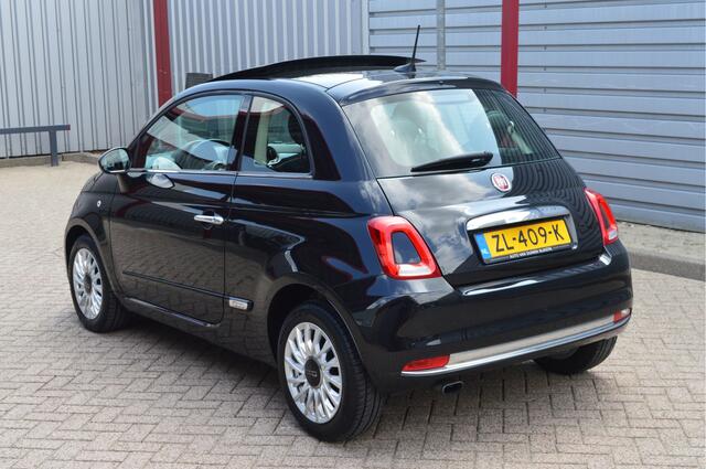 Fiat 500 0.9 TwinAir Turbo Lounge O.a: Carplay, Navi, Cruise, Airco, Open dak, PDC, Etc. All-in prijs!