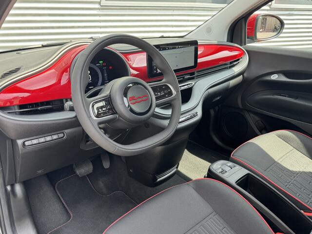 Fiat 500 RED 42 kWh Clima Navi CarPlay Cruise-Control Led