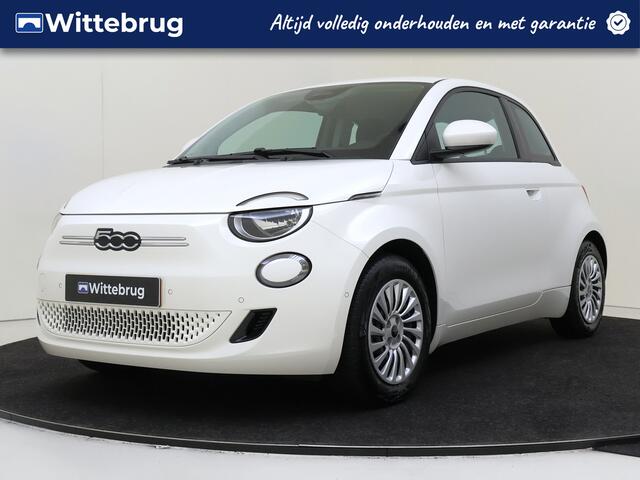 Fiat 500 3+1 42 kWh | Camera | Parkeer sensoren |