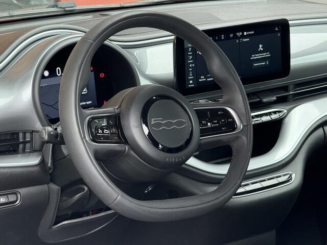 Fiat 500 Icon 42 kWh Navi / Clima / Telfoon / Carplay / Lm Velgen / Cruise