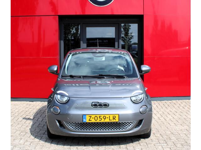 Fiat 500 Icon 42 kWh | Clima | Cruise | Pack Winter | CarPlay