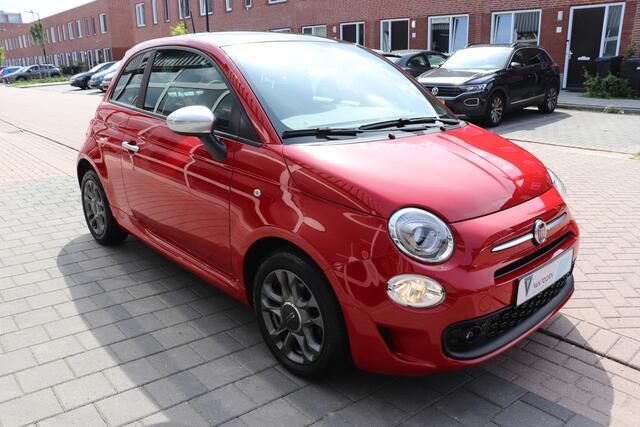 Fiat 500 1.2 Rockstar Automaat. Apple Carplay/Android Auto, set winterwielen.