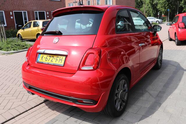 Fiat 500 1.2 Rockstar Automaat. Apple Carplay/Android Auto, set winterwielen.
