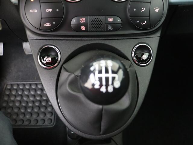 Fiat 500 1.0 Hybrid Dolcevita | Panoramadak | Climate control | Metallic lak | LM velgen | Apple carplay |