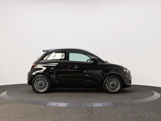 Fiat 500 Icon 42 kWh | Private lease 339,- p.m. | Panoramadak | Comfort-p