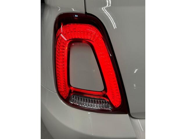 Fiat 500 1.0 HYBRID 15dkm pano leder virtualcockpit