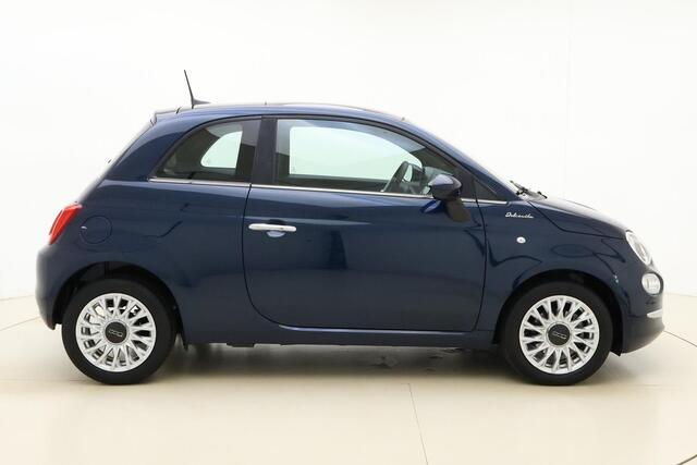 Fiat 500 1.0 Hybrid Dolcevita | Climate control | Panoramadak | Lichtmetalen velgen | Navigatie via Carplay | Cruise control | Bluetooth | Parkeersensoren achter