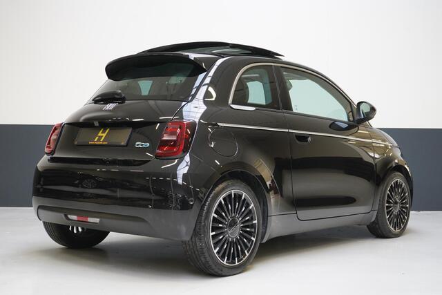 Fiat 500 La Prima 42 kWh | SoH 97% | Schuif/kanteldak | Navigatie | Leder | Apple Carplay
