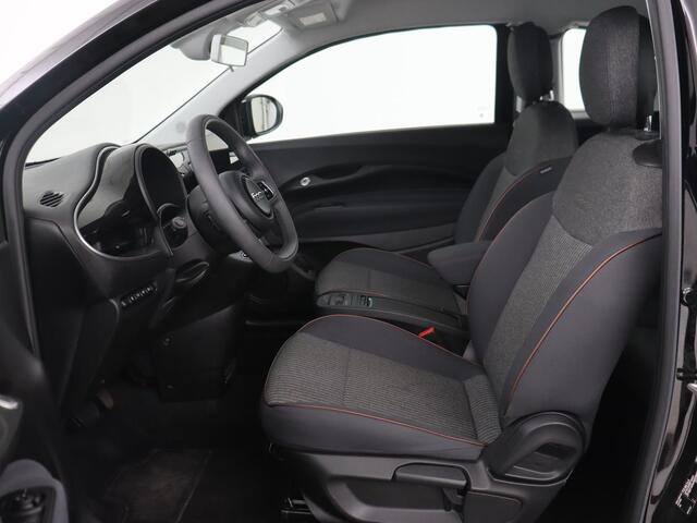 Fiat 500 3+1 Icon 42kWh | 3 Fase | Stoelverwarming | Camera | Carplay | Navigatie | Cruise control | Climate control | Bluetooth